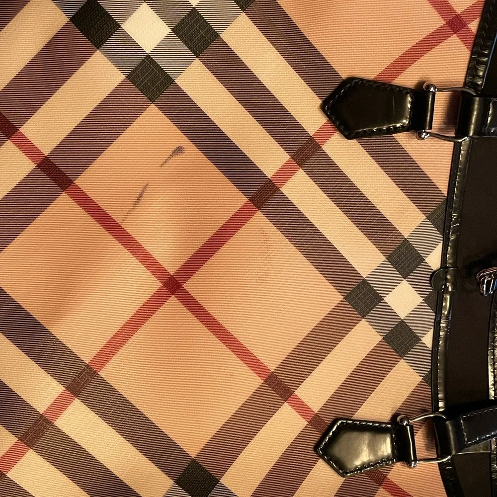 Burberry Nova Check Large Nickie Tote - Picture 5 of 11